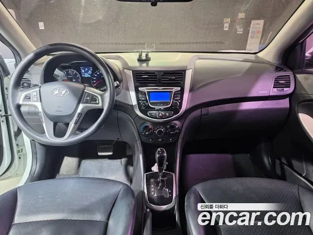 Hyundai Accent, 2012 — фото 11