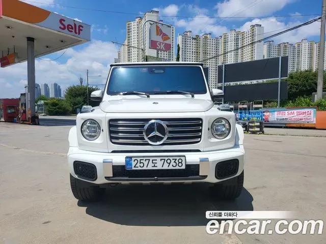 Mercedes-Benz G-Class W465