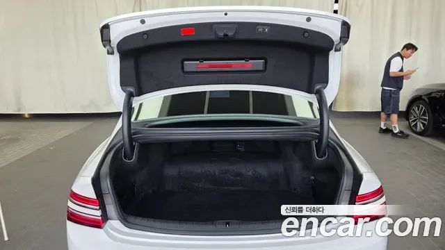 Genesis G80 Electric Fide G80 (RG3), 2025 — фото 20