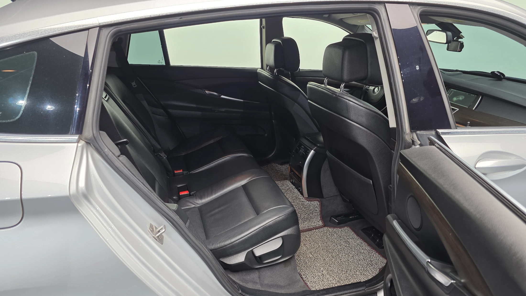 BMW Gran Turismo 5 Series GT (F07), 2012 — фото 12