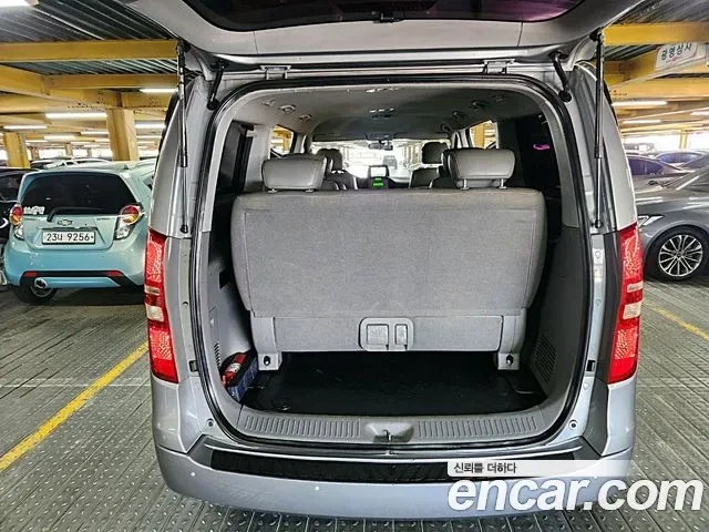 Hyundai Starex Grand Starex, 2012 — фото 13