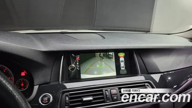 BMW 5-Series F10, 2013 — фото 16