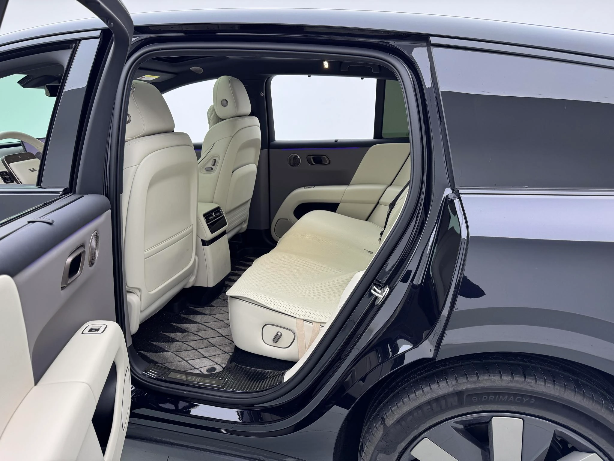 Li Auto ideal i6, 2025 — фото 17