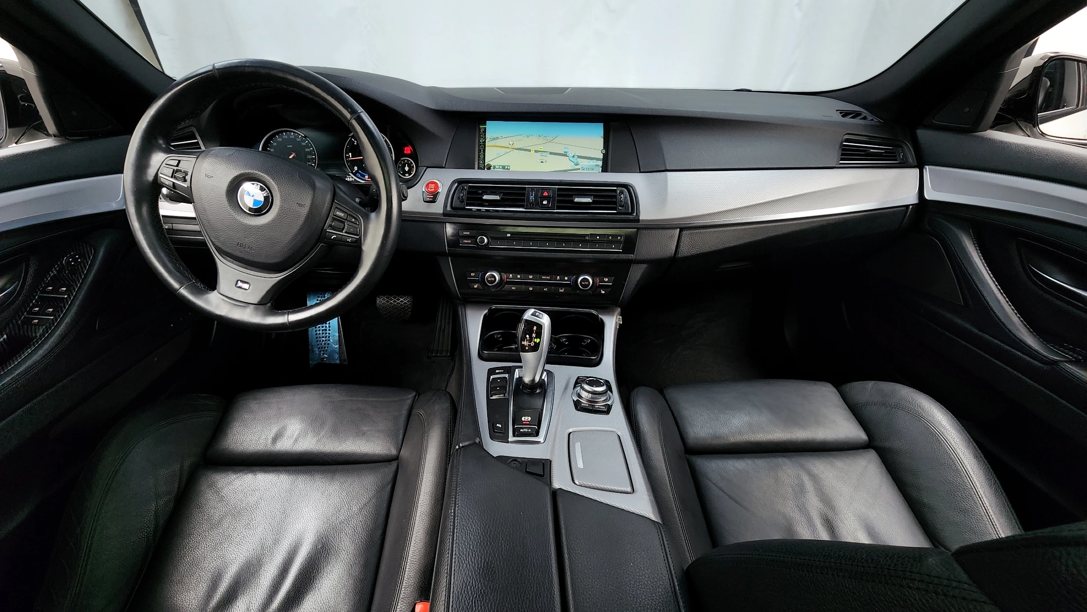 BMW 5-Series F10, 2013 — фото 7