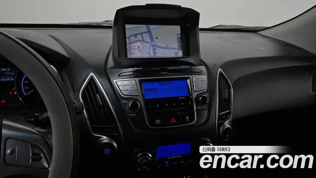 Hyundai Tucson ix, 2011 — фото 13