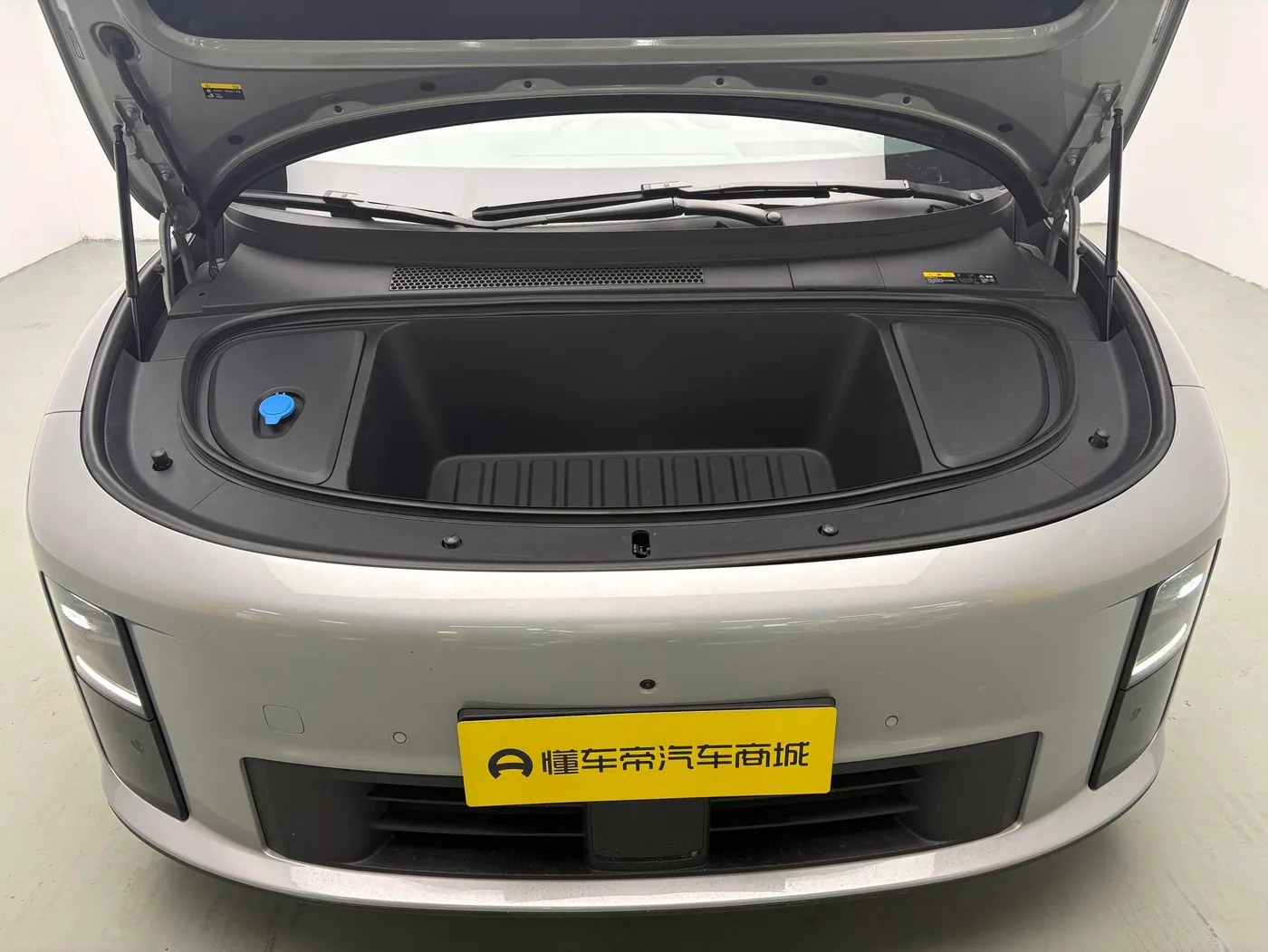 Li Auto ideal i6, 2025 — фото 17