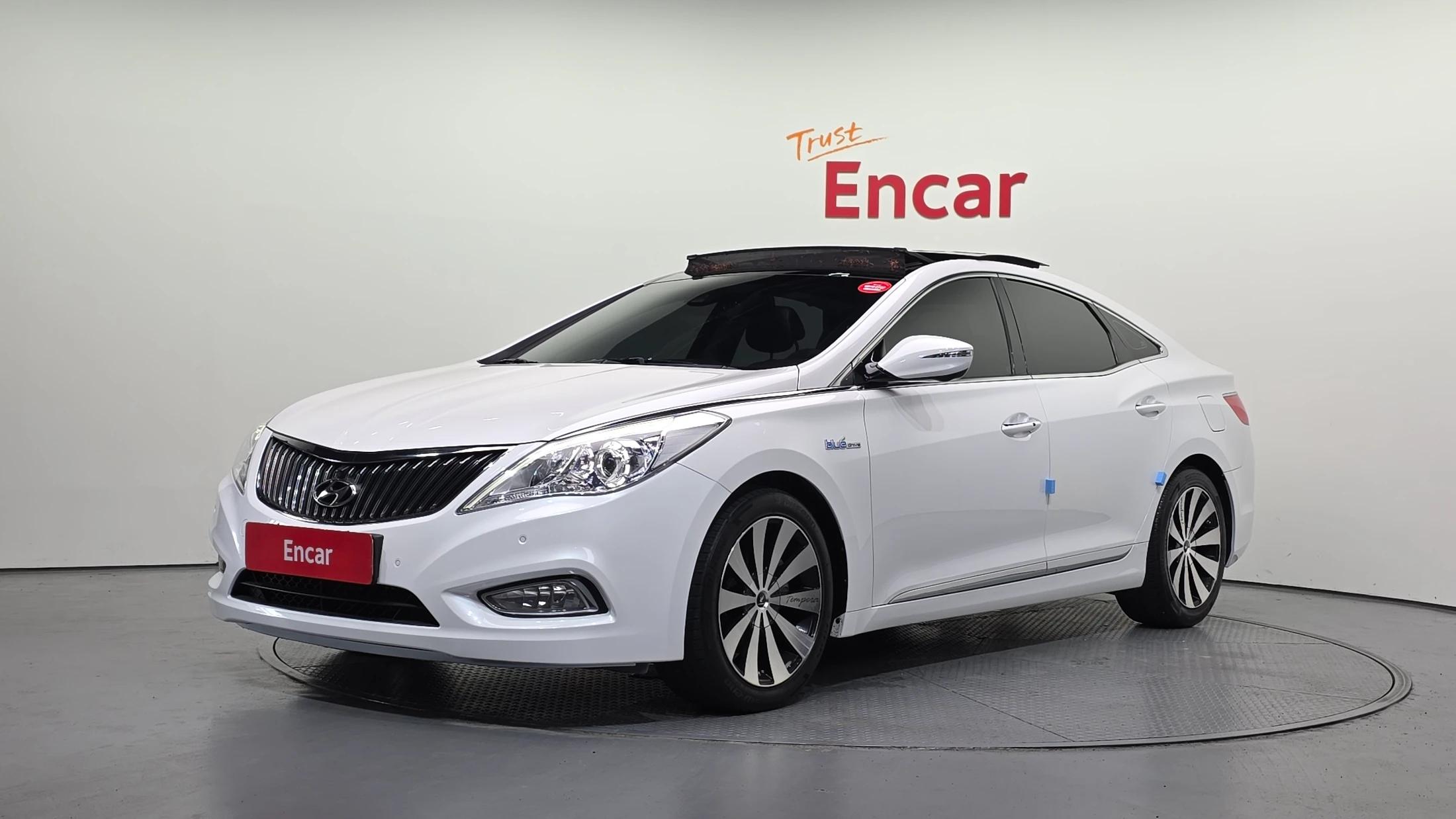 Hyundai Grandeur HG Hybrid