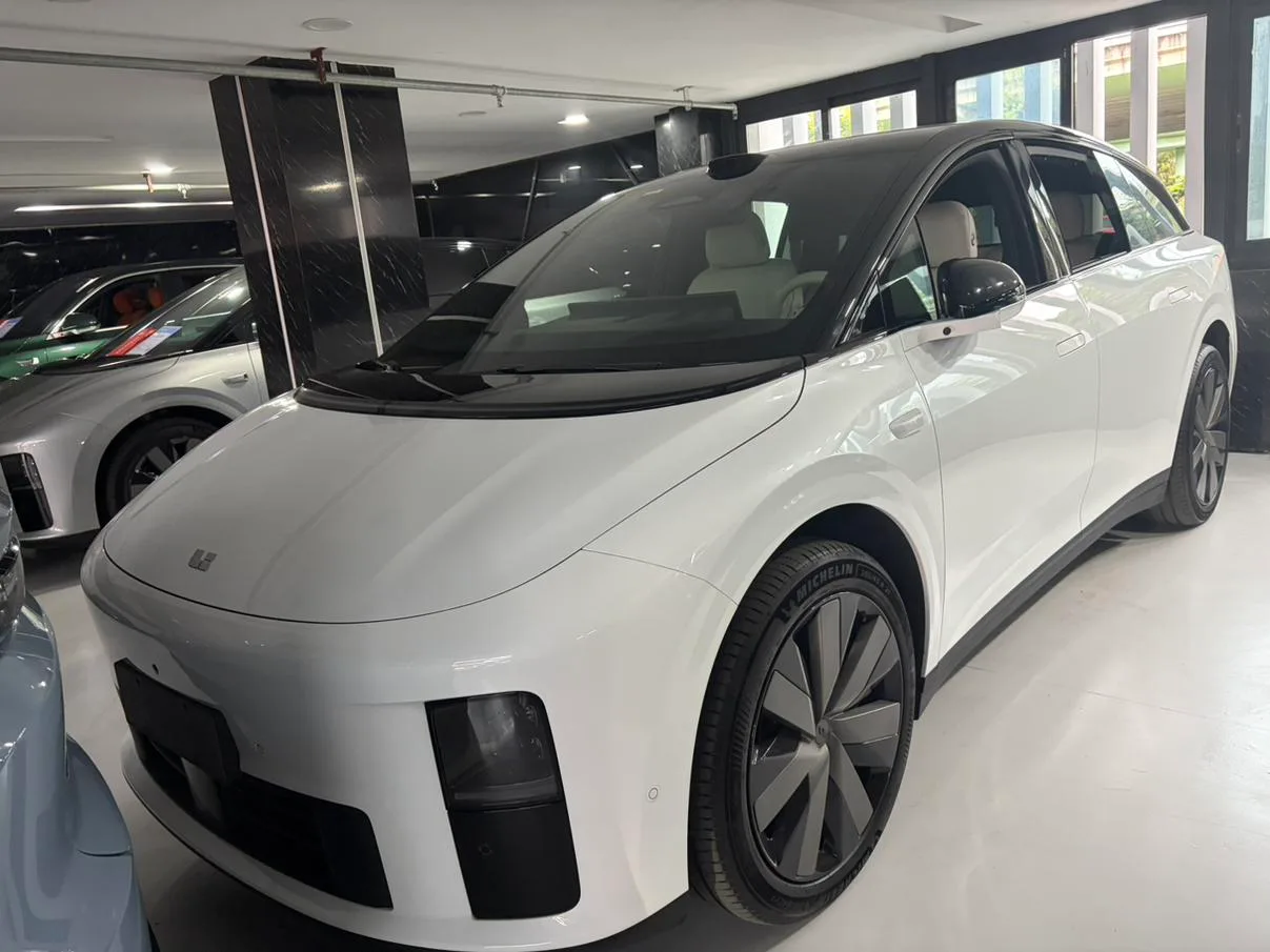 Li Auto ideal i6