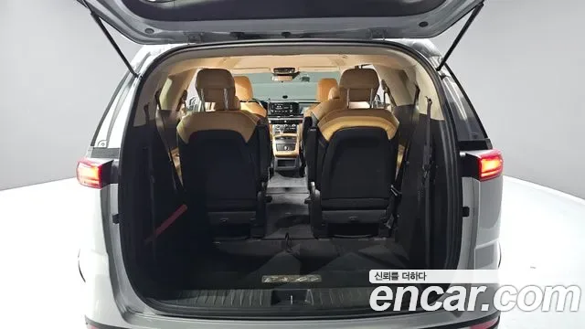 Kia Canival Carnival, 2022 — фото 20