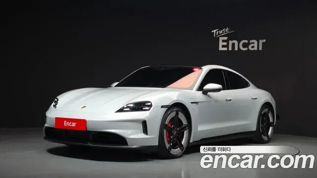 Porsche Taycan Tycan