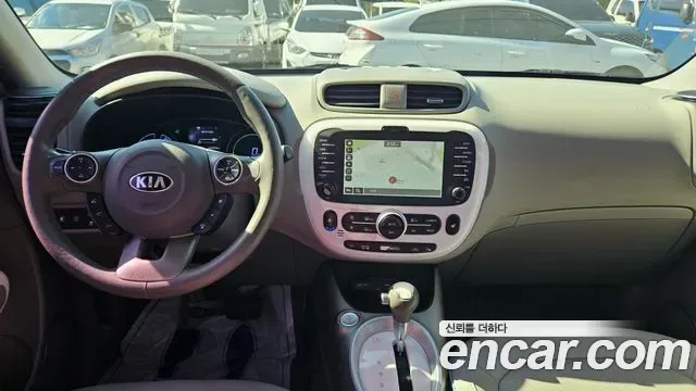 Kia Soul EV, 2017 — фото 10