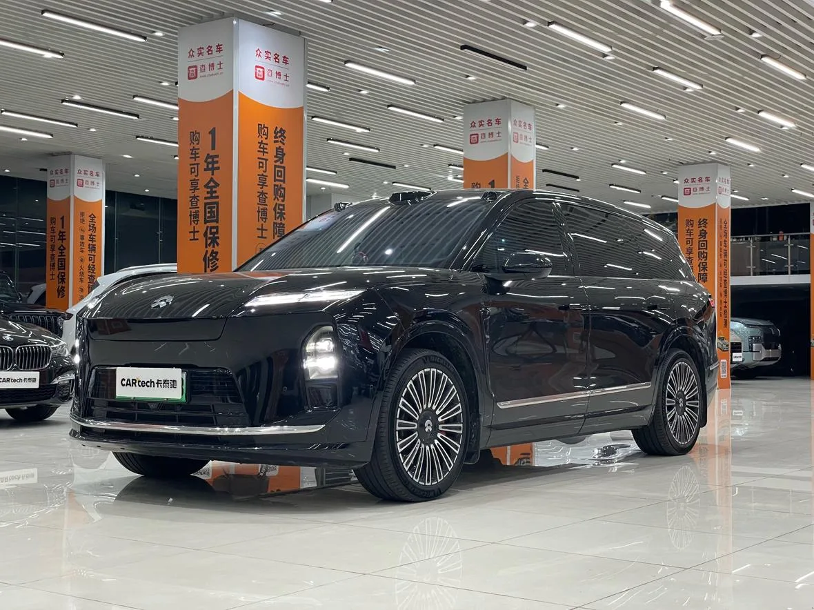 NIO ES8
