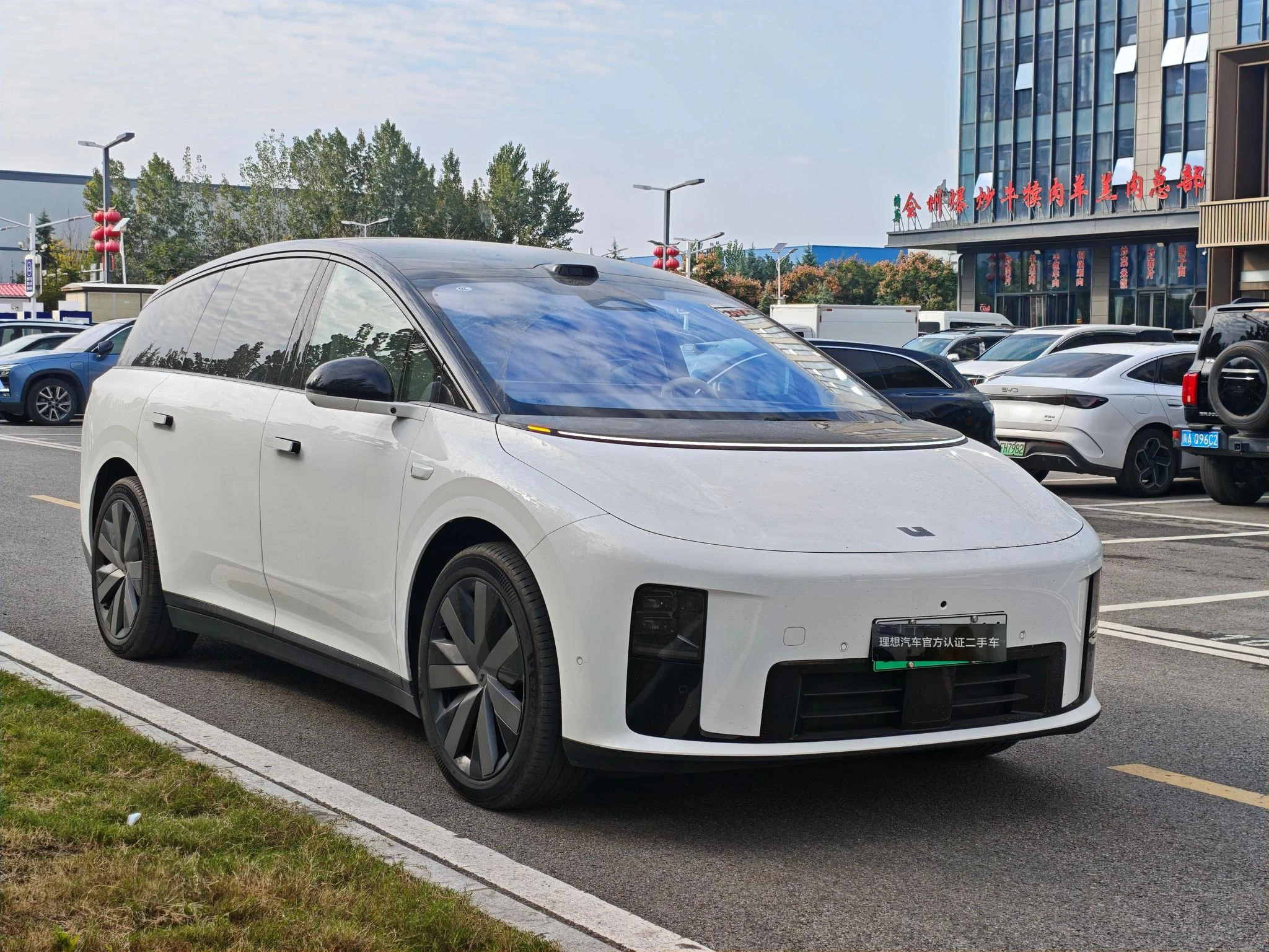 Li Auto ideal i8, 2025 — фото 3