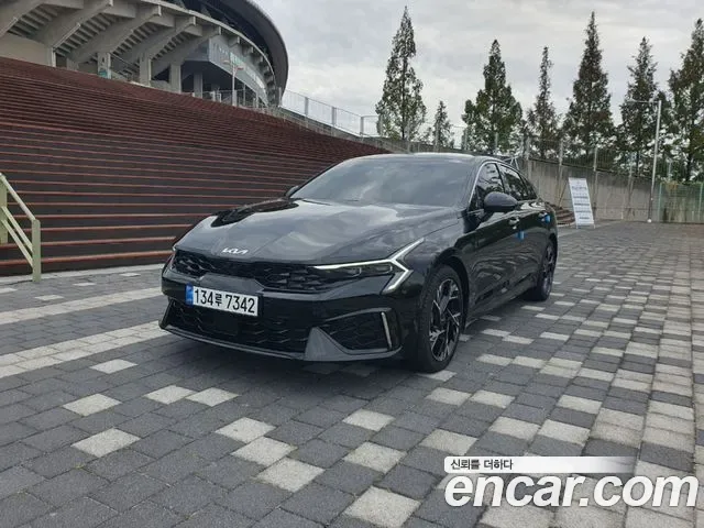 Kia K5 Hybrid