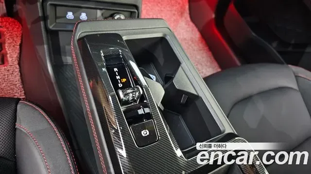 KG_Mobility_Ssangyong Actyon Activian, 2025 — фото 9