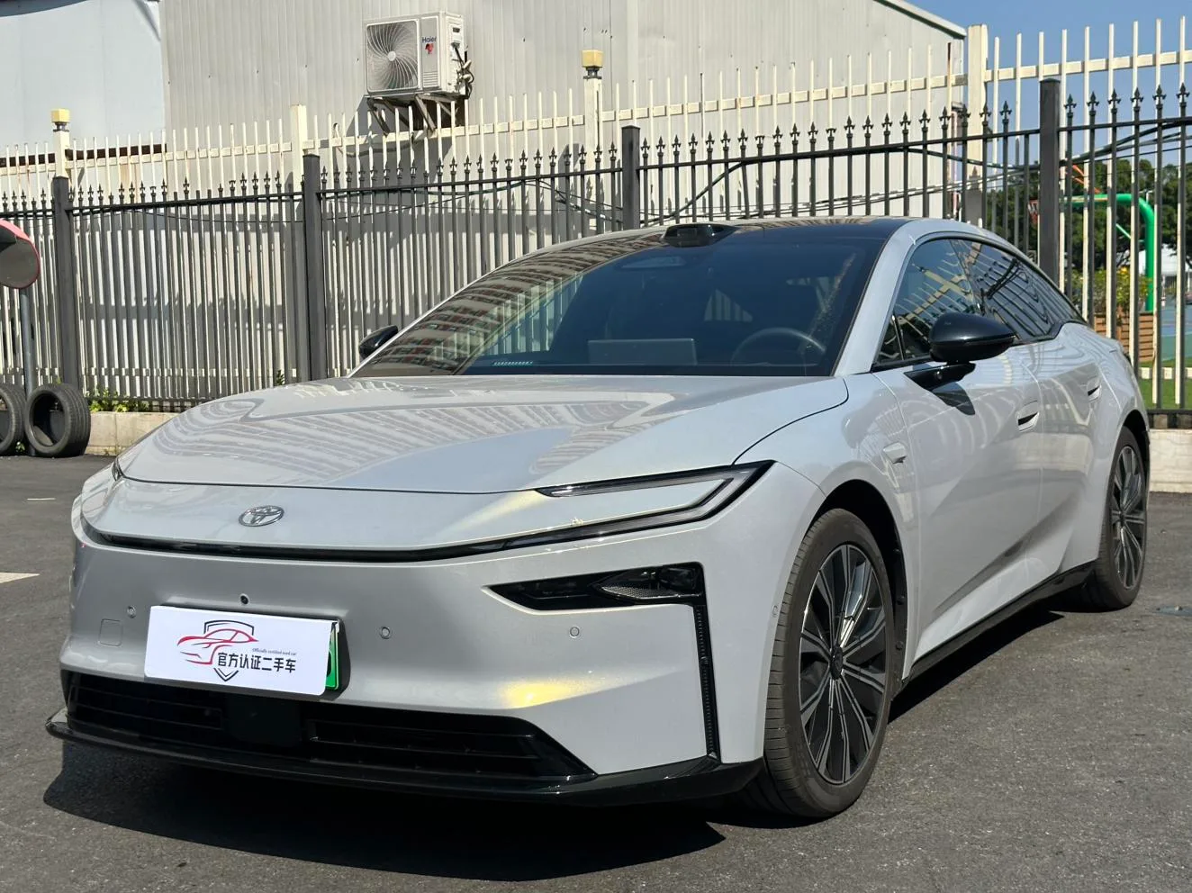 Toyota Platinum Intelligence 7