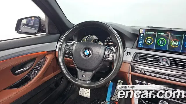 BMW 5-Series F10, 2013 — фото 13