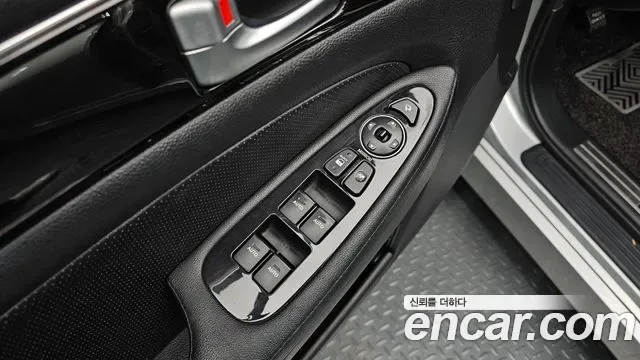 Hyundai Genesis, 2012 — фото 18