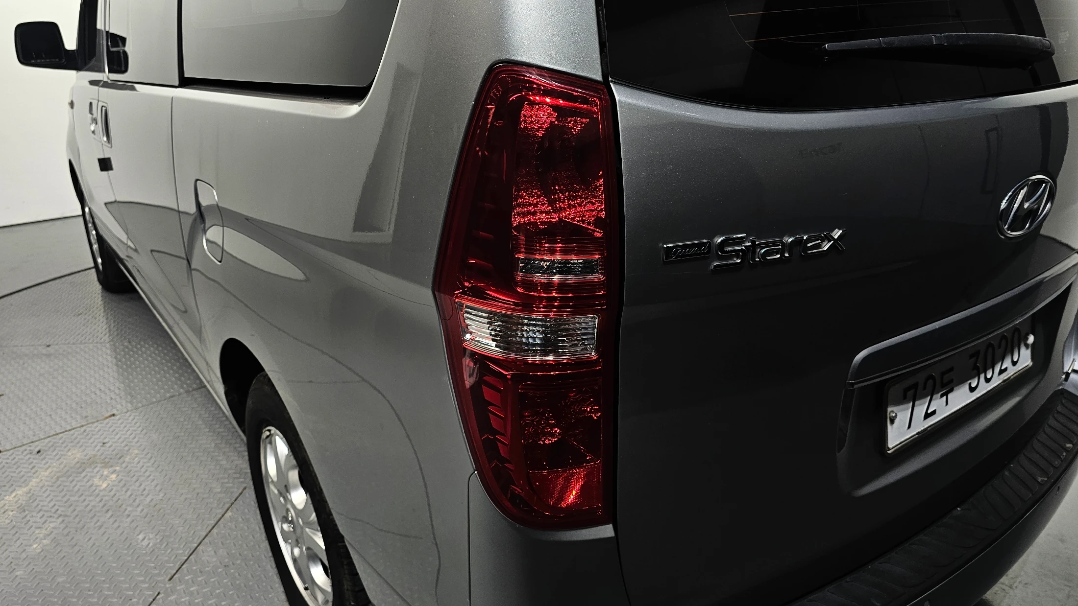 Hyundai Starex Grand Starex, 2012 — фото 23