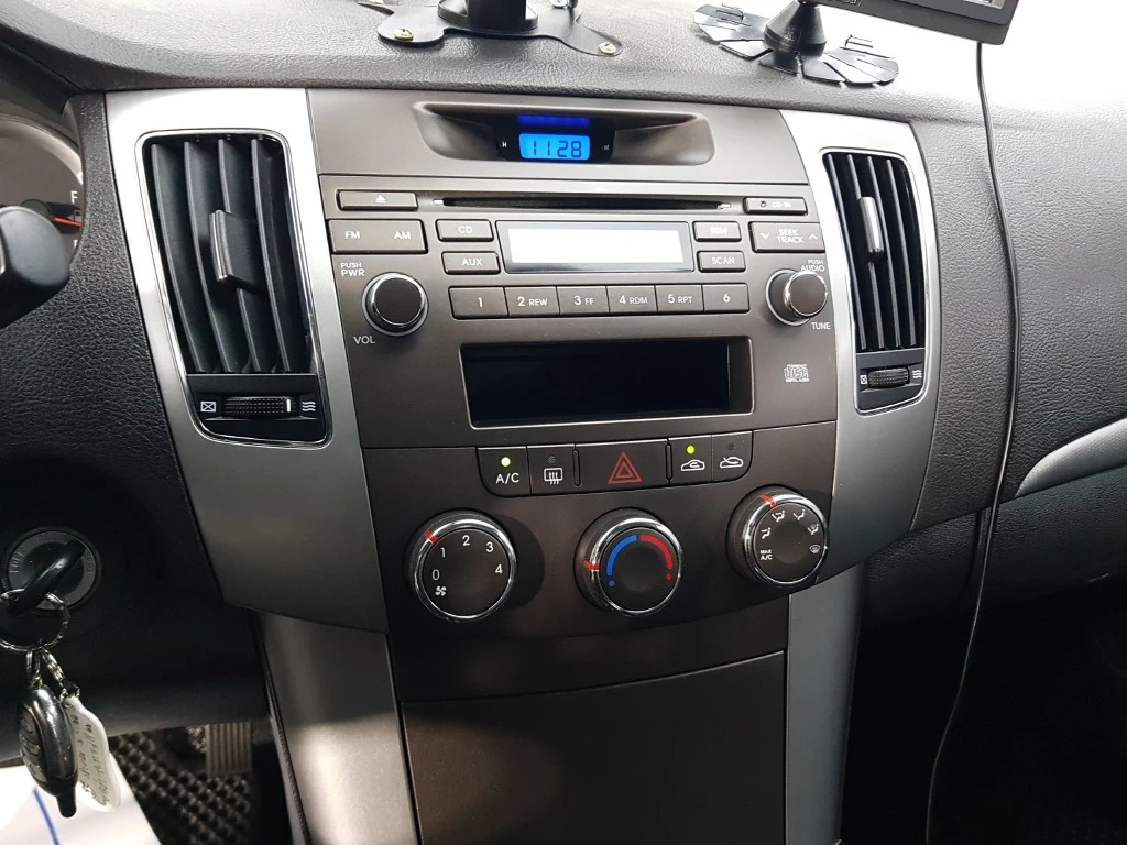 Hyundai Sonata NF Sonata Transform, 2012 — фото 17