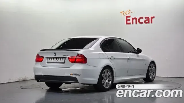 BMW 3-Series E90, 2011 — фото 2