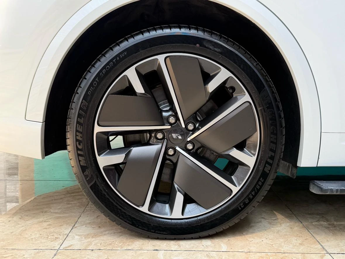 Li Auto Ideal L9, 2025 — фото 20