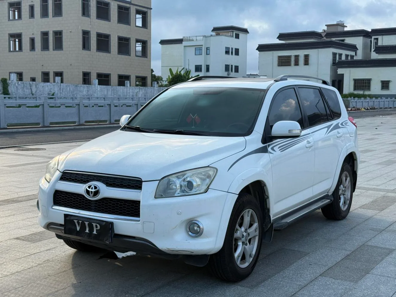 Toyota RAV4 Rongfang