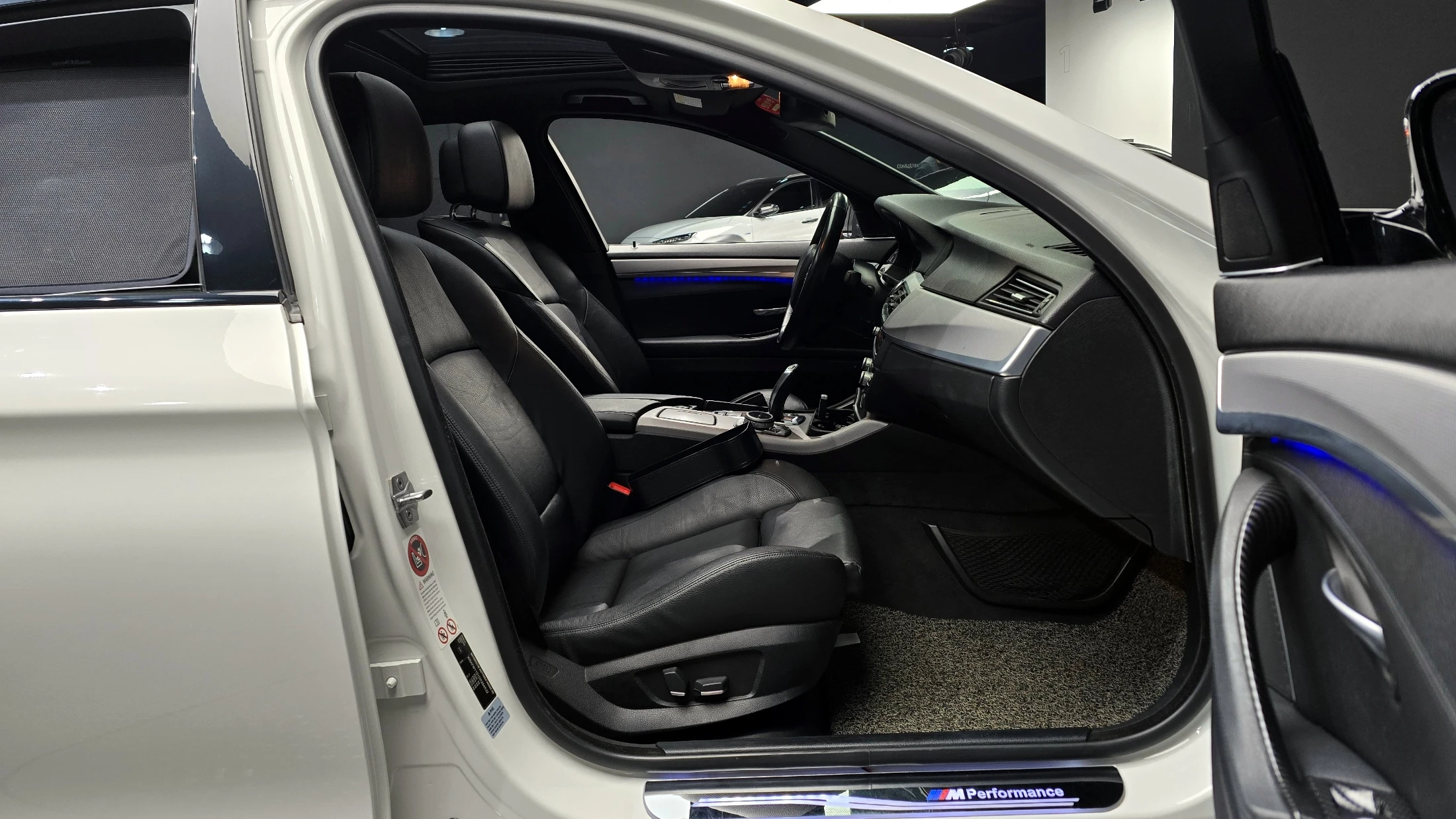 BMW 5-Series F10, 2013 — фото 10