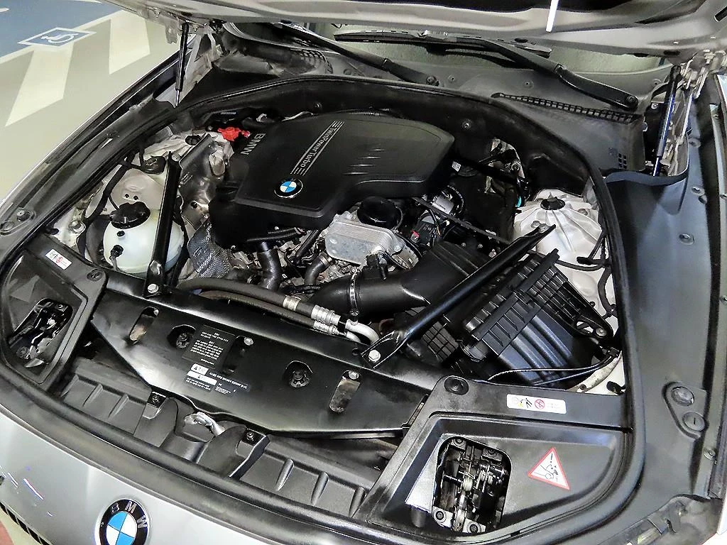 BMW 5-Series F10, 2012 — фото 7