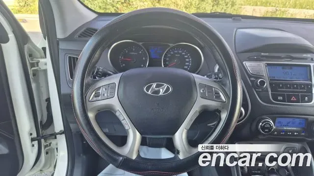 Hyundai Tucson ix, 2013 — фото 18