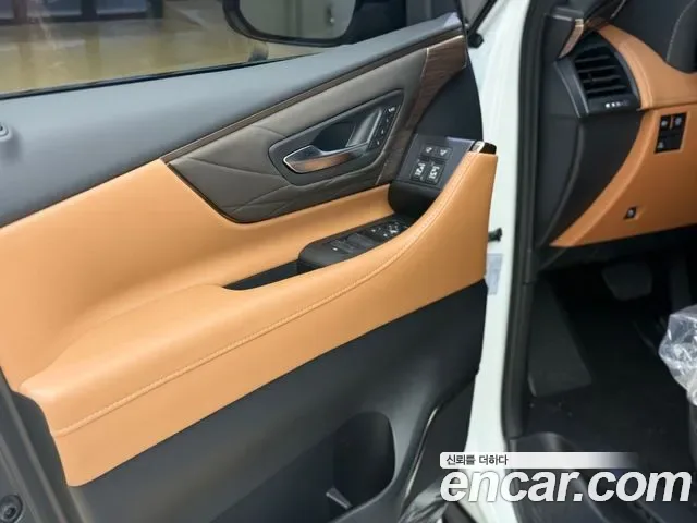 Toyota Alphard Alpad, 2025 — фото 8