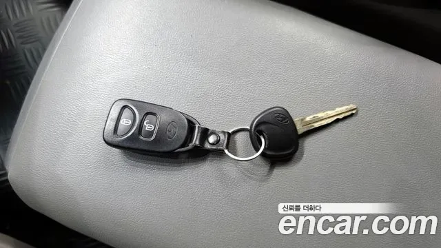 Hyundai Starex Grand Starex, 2012 — фото 16