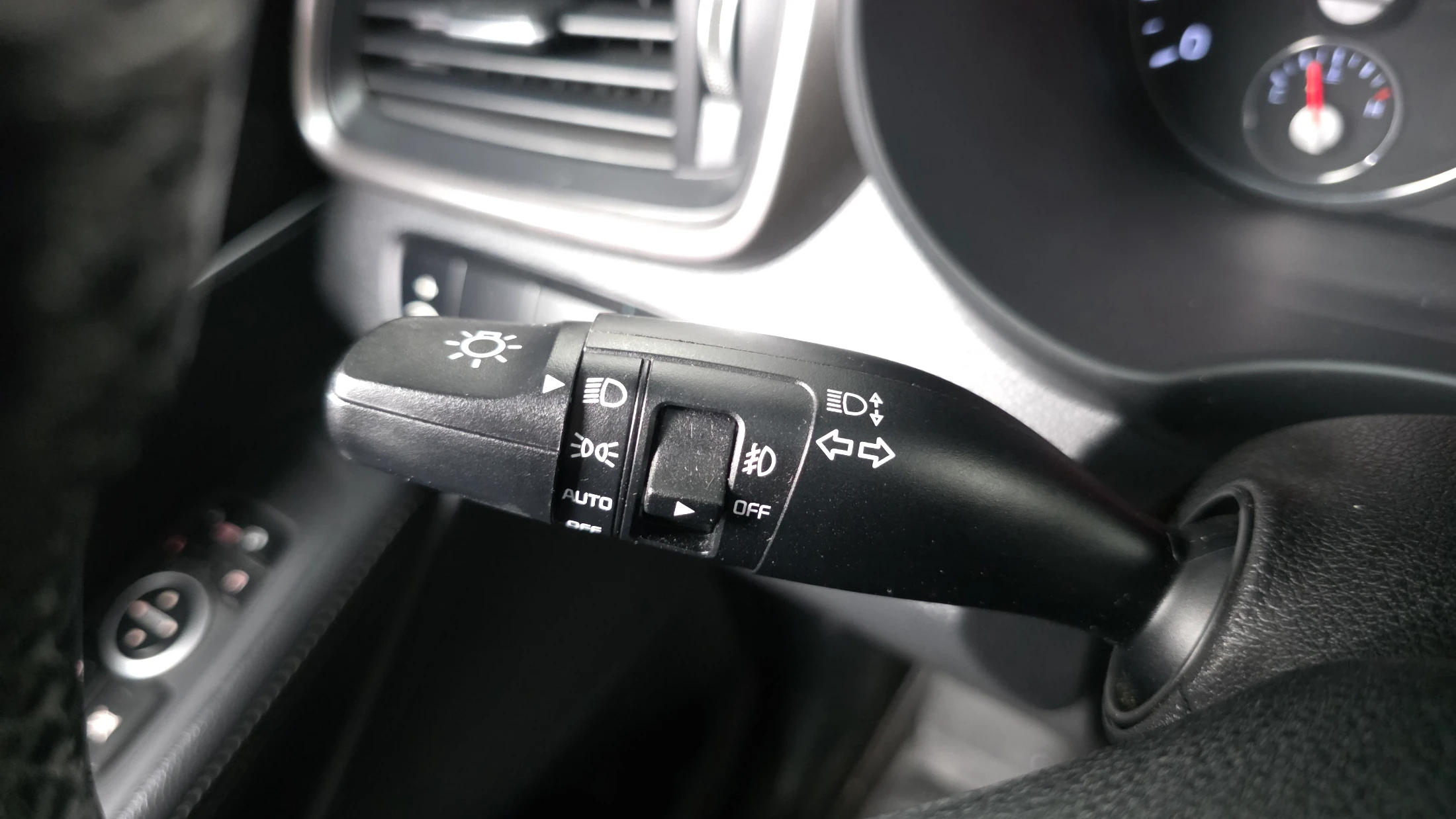 Kia Sorento, 2015 — фото 30