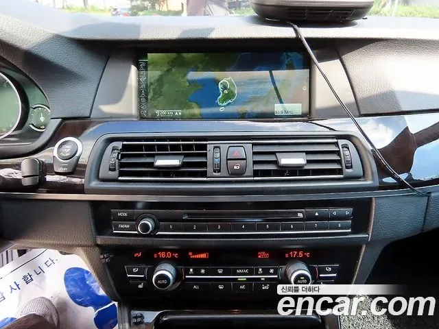 BMW 5-Series F10, 2013 — фото 13
