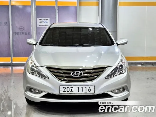 Hyundai Sonata YF Sonata, 2009 — фото 2