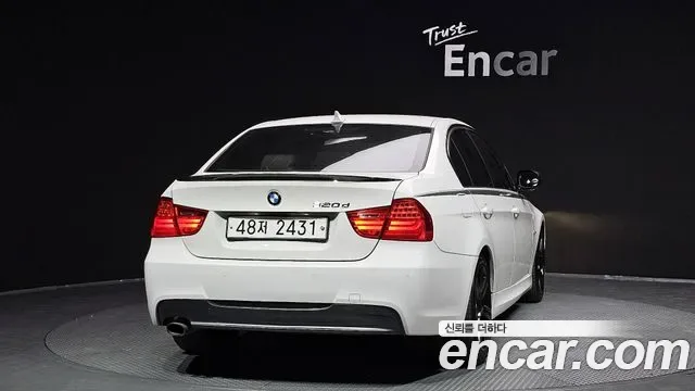 BMW 3-Series E90, 2011 — фото 4