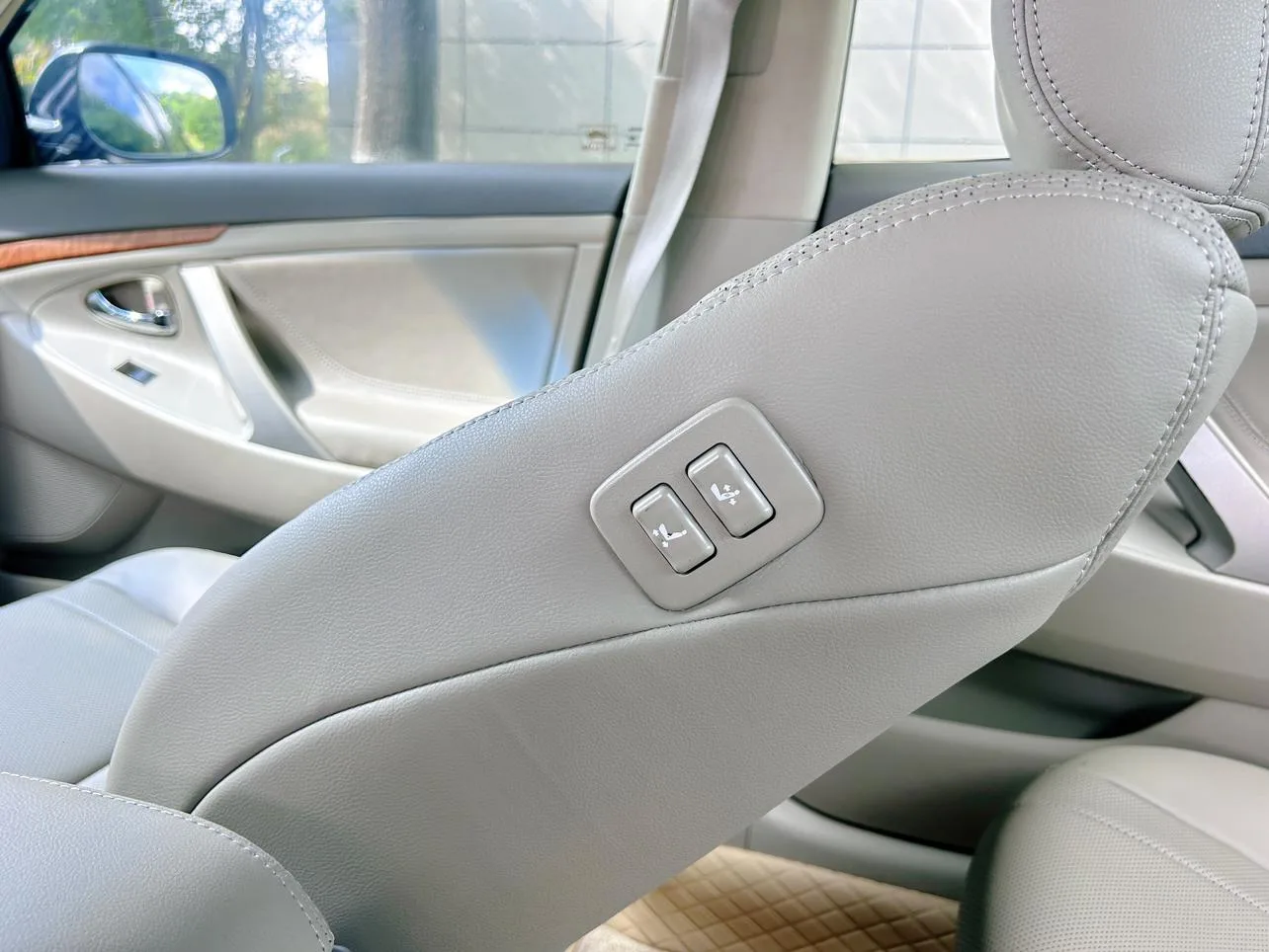 Toyota Camry, 2010 — фото 12