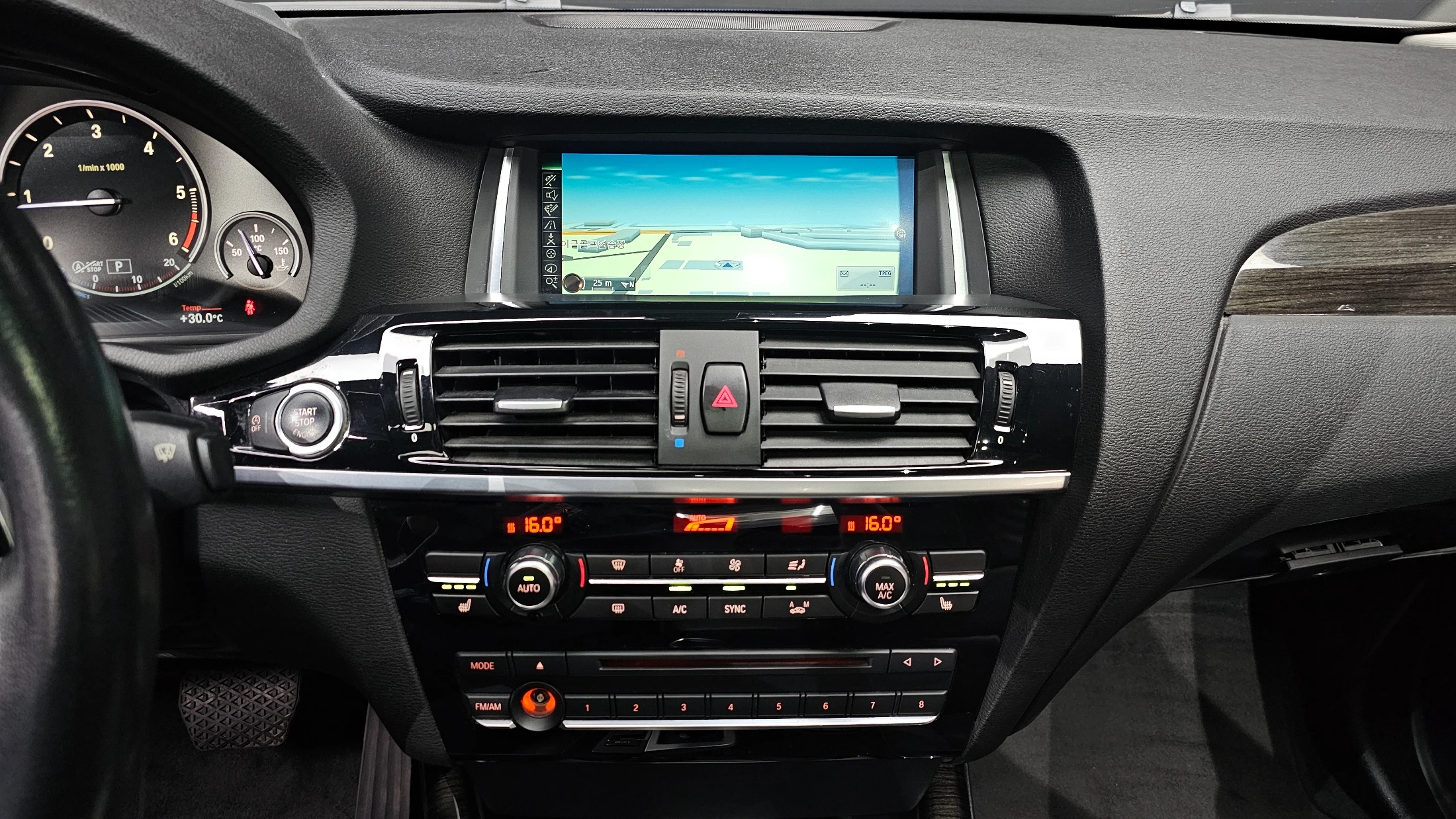 BMW X4 F26, 2014 — фото 15