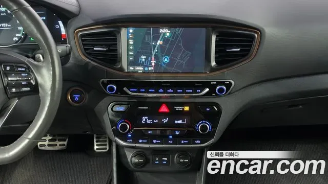 Hyundai Ioniq Ionic Electric, 2017 — фото 16