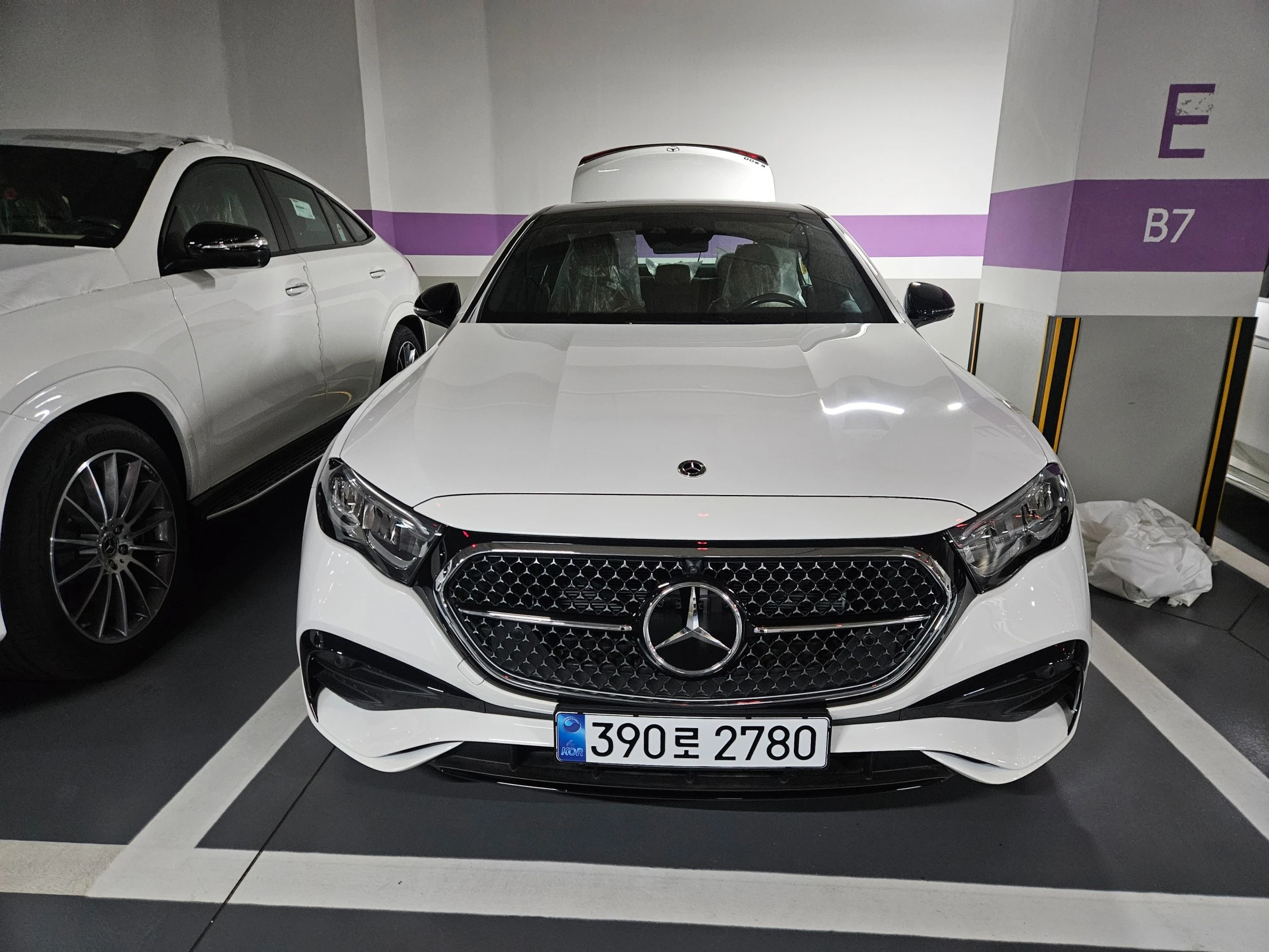 Mercedes-Benz E-Class W214