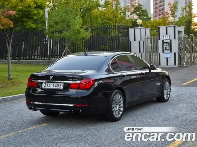 BMW 7-Series F01, 2013 — фото 4