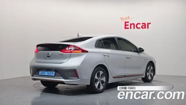 Hyundai Ioniq Ionic Electric, 2018 — фото 2