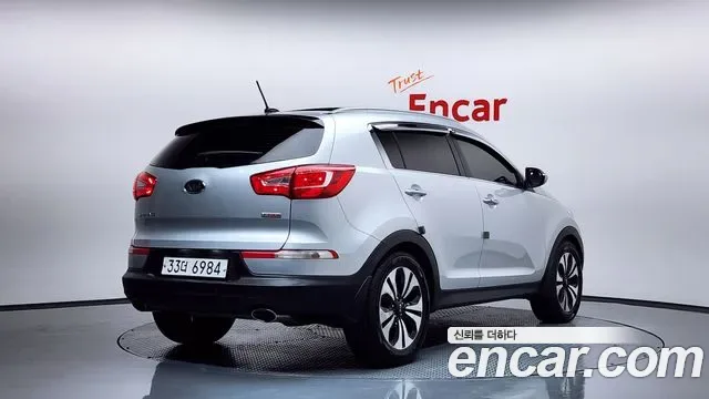 Kia Sportage, 2011 — фото 2
