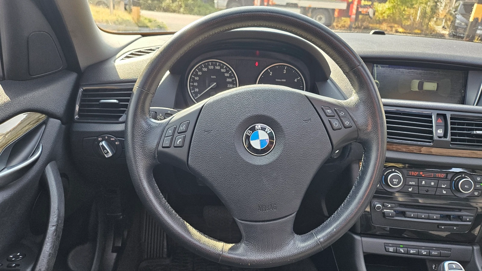 BMW X1 E84, 2014 — фото 15