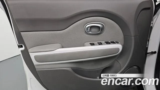 Kia Soul EV, 2015 — фото 24