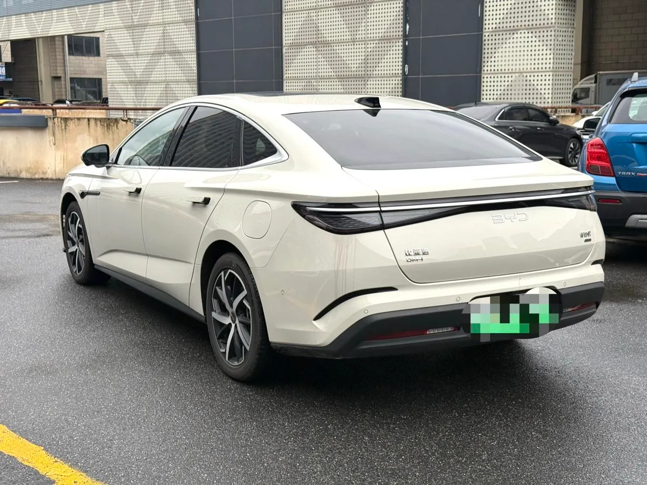 BYD Seal 07DM, 2026 — фото 8