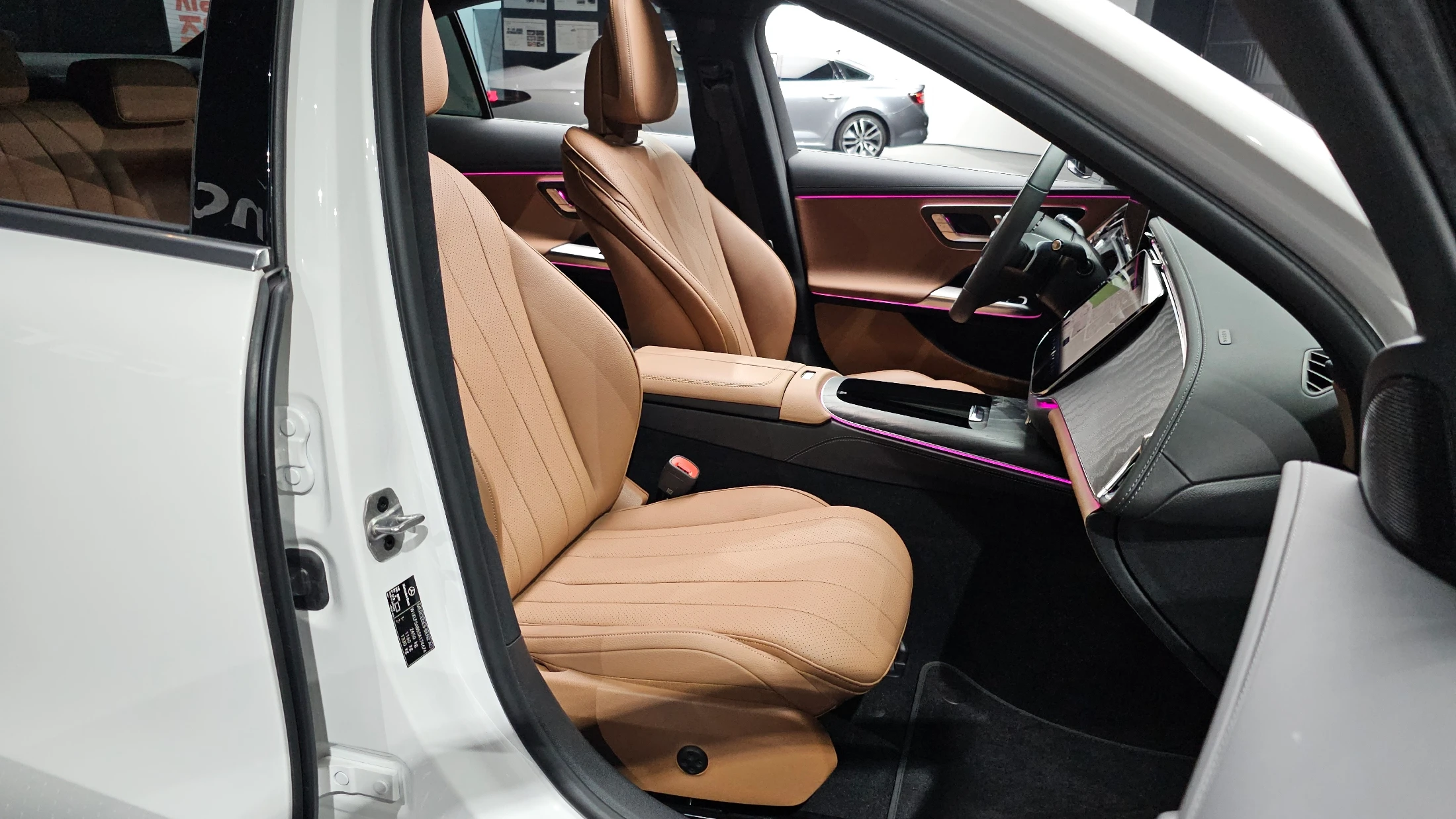 Mercedes-Benz E-Class W214, 2025 — фото 12