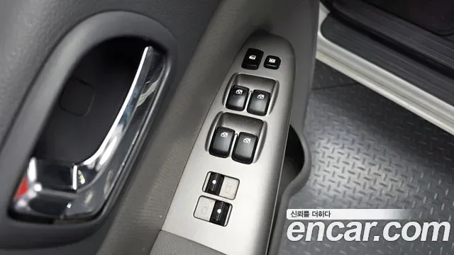Kia Canival Carnival R, 2012 — фото 18