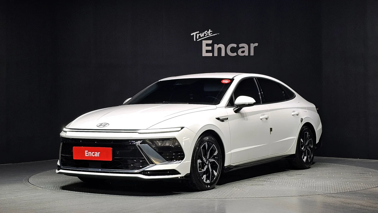 Hyundai Sonata De Edge (DN8)