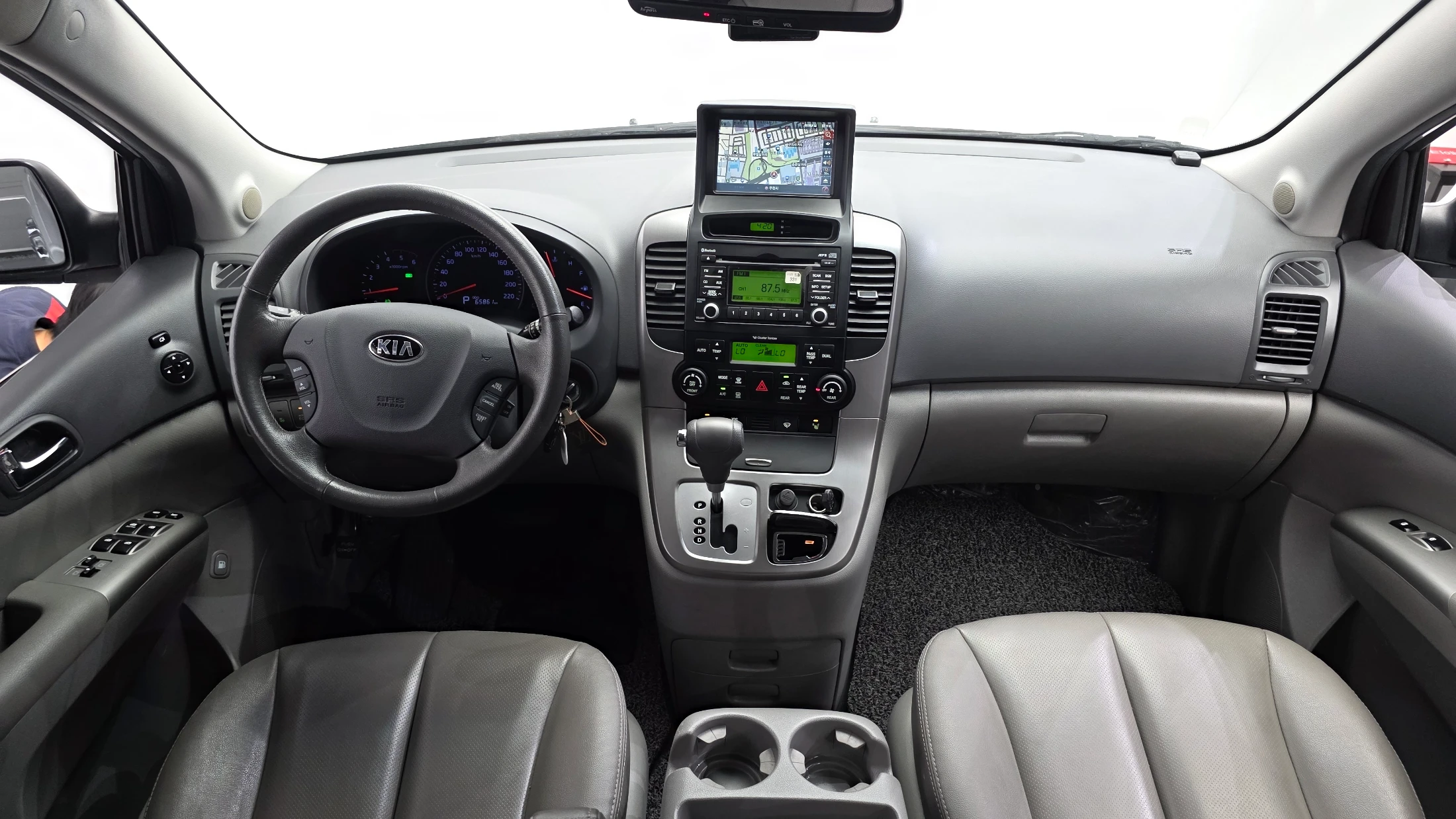 Kia Canival Carnival R, 2012 — фото 4